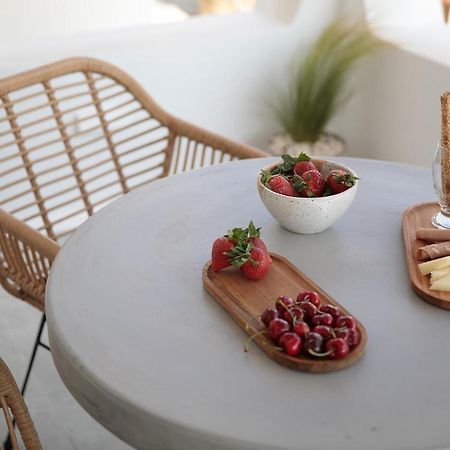 Hora Seaside Suites Naxos City Exteriör bild